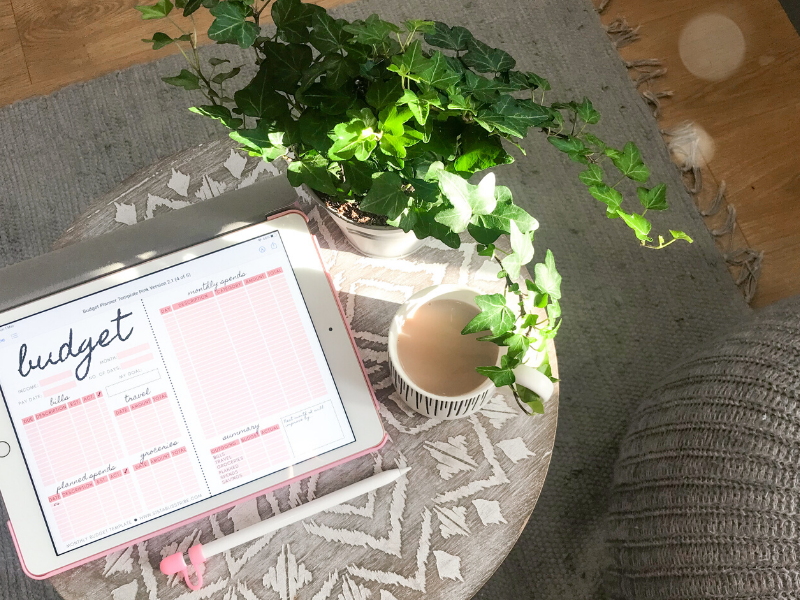 How To Smash Your No Spend Month Challenge